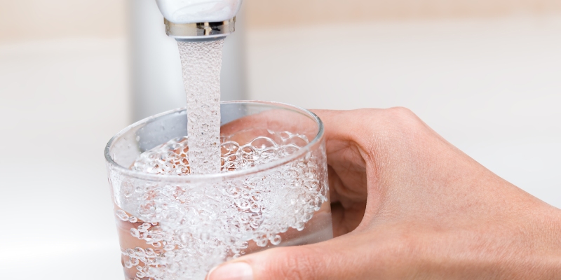 analisis de microplasticos en el agua de consumo