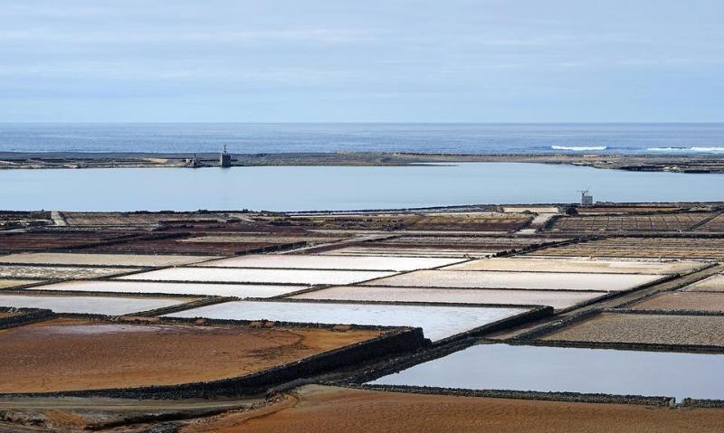 Desinfección del agua de piscinas a partir de sal marina